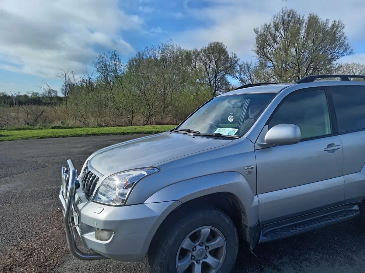 2008 Toyota Land Cruiser - Image 2