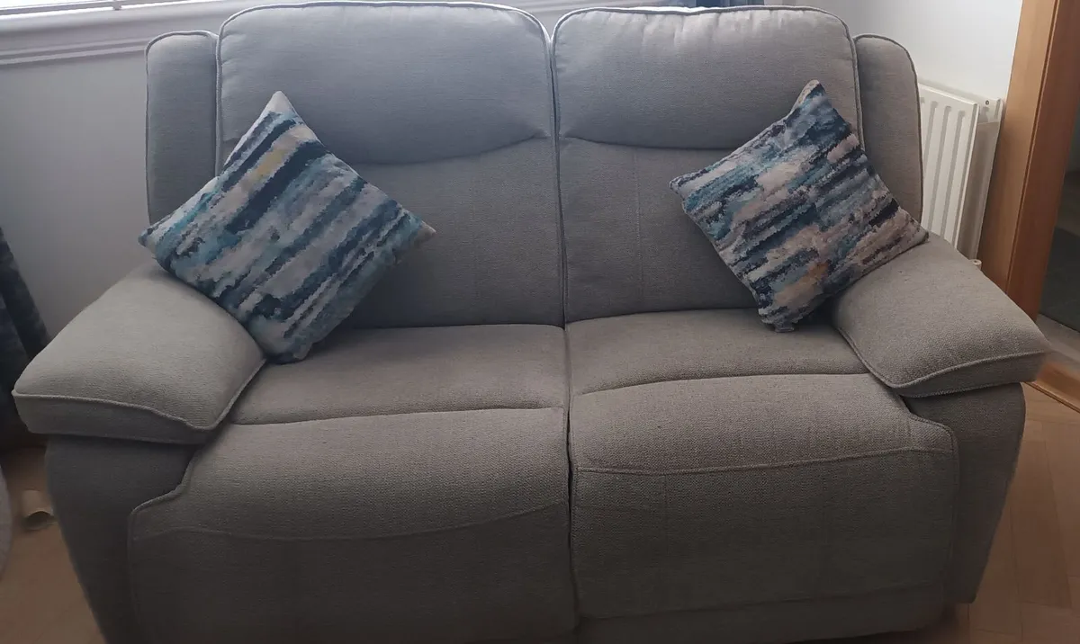 Couch - Image 2