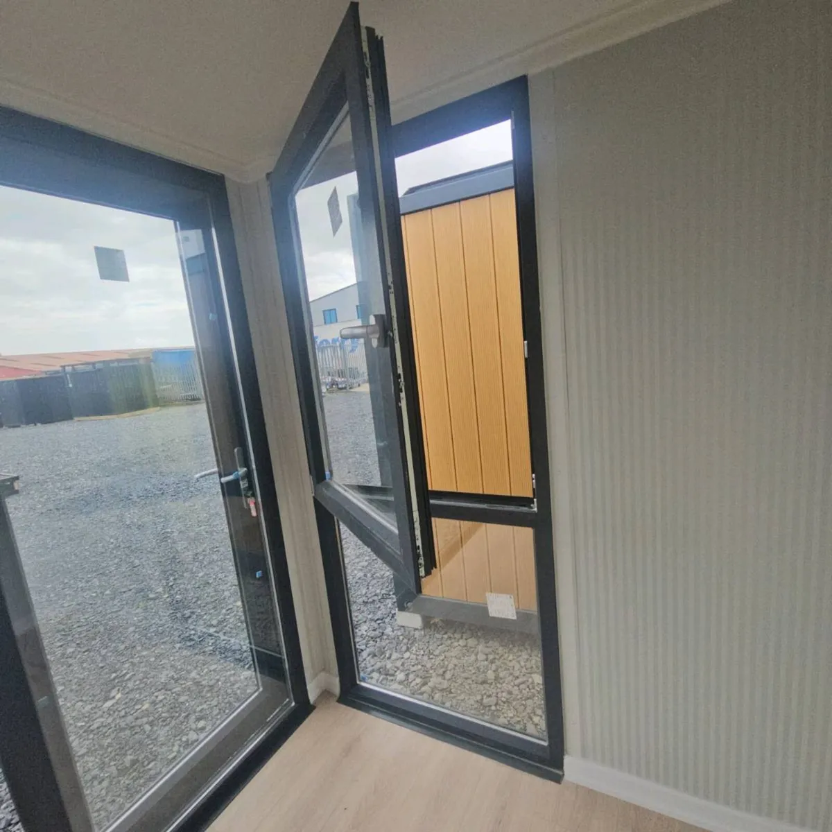 Garden room, home office, site office - Image 4