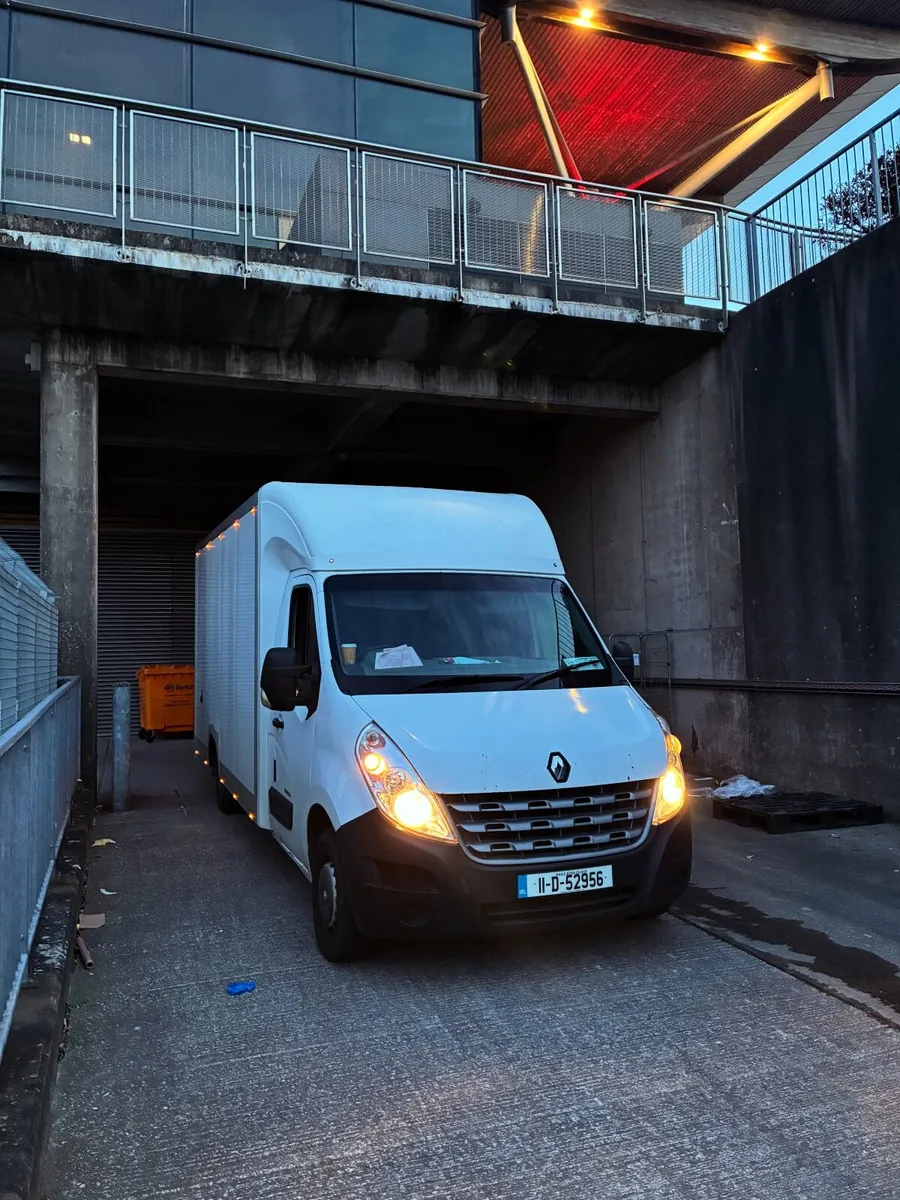 Renault Master low loader - Image 1