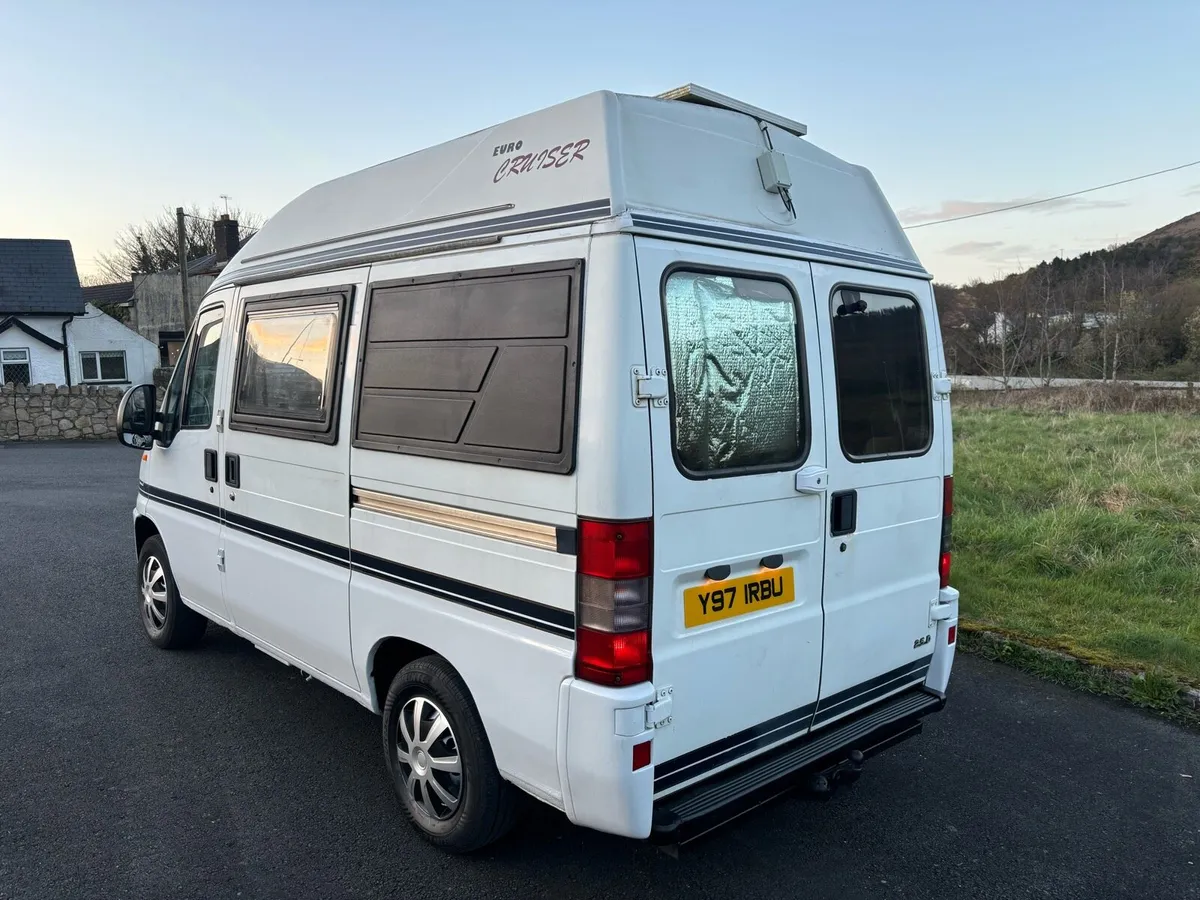Citron Auto Cruiser 2 berth Year 2002 NI REG - Image 4