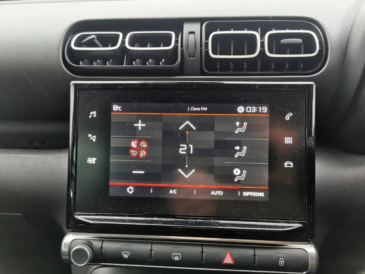 Citroen Dispatch LX BLUEHDI 1.5LTR 100 MWB 1000 - Image 4