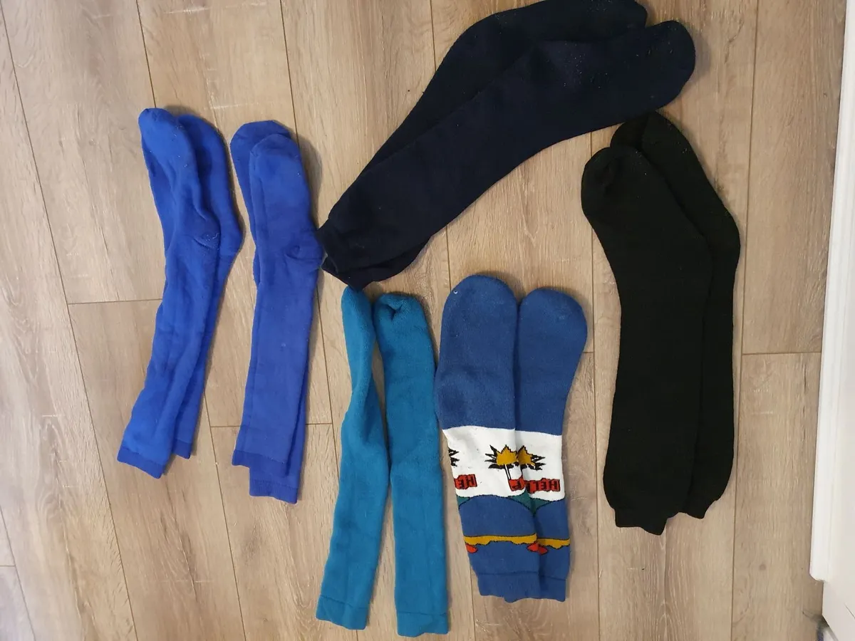 Ski Wear - Men's Medium size - Image 3