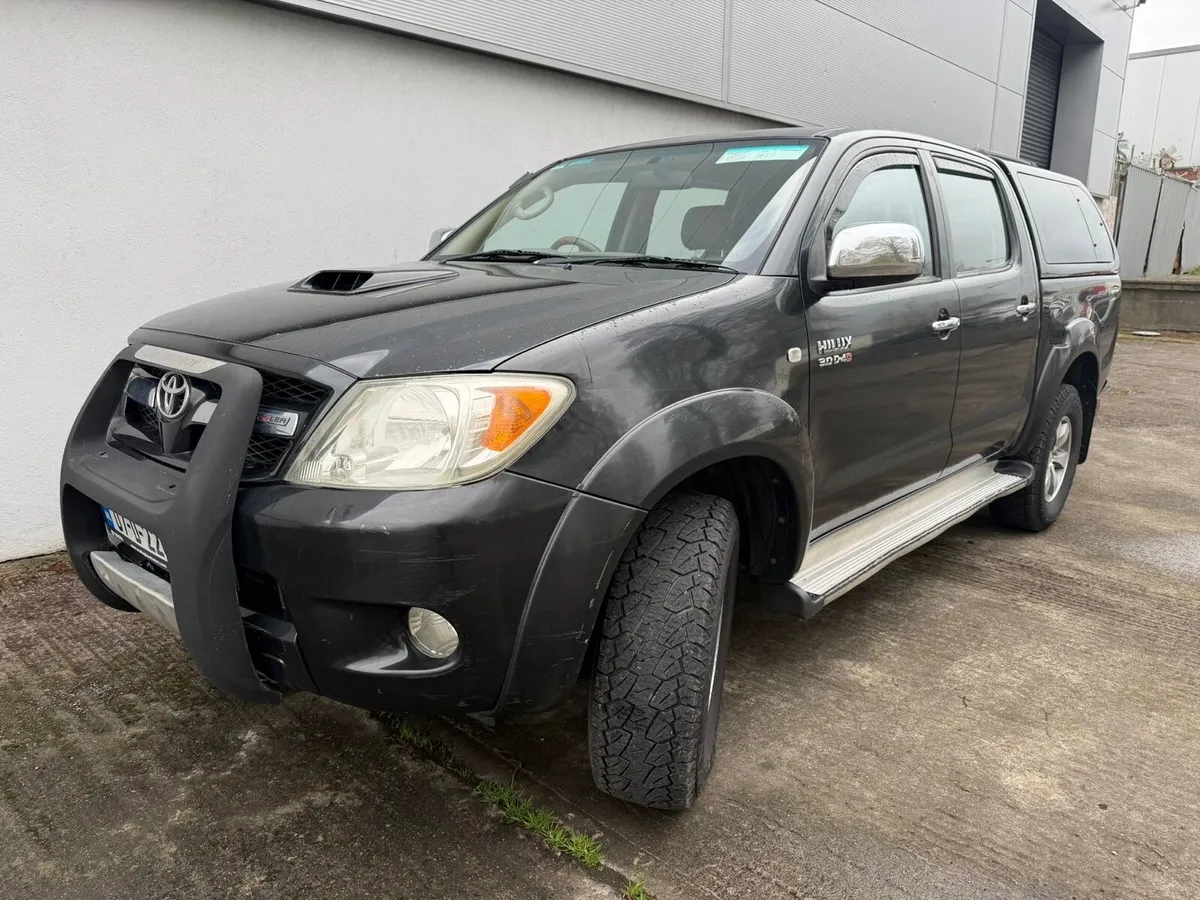 Toyota hilux - Image 1