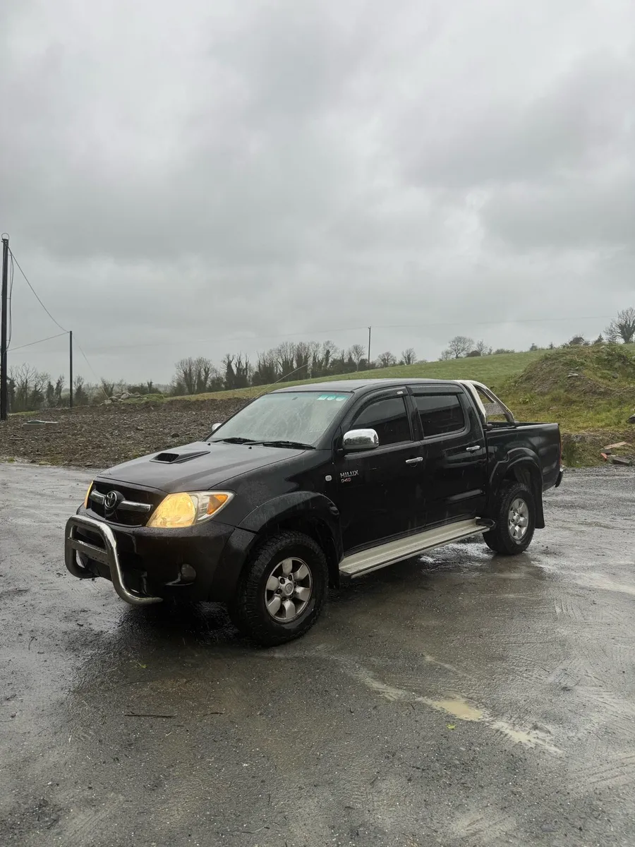 2009 Toyota Hilux *Need Chassis* - Image 1