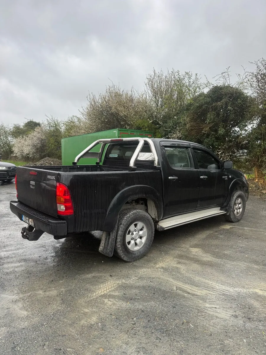 2009 Toyota Hilux *Need Chassis* - Image 3
