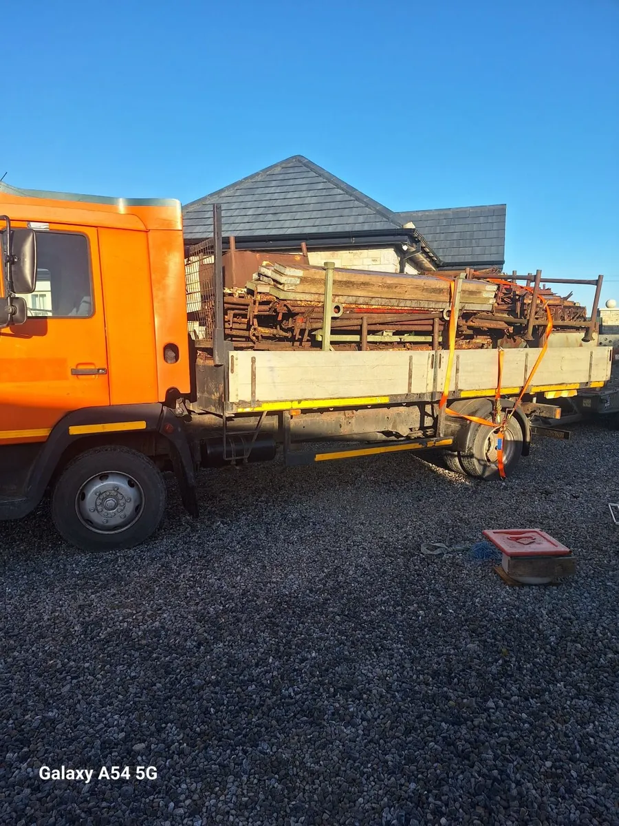 Scaffolding Large amount - Image 1