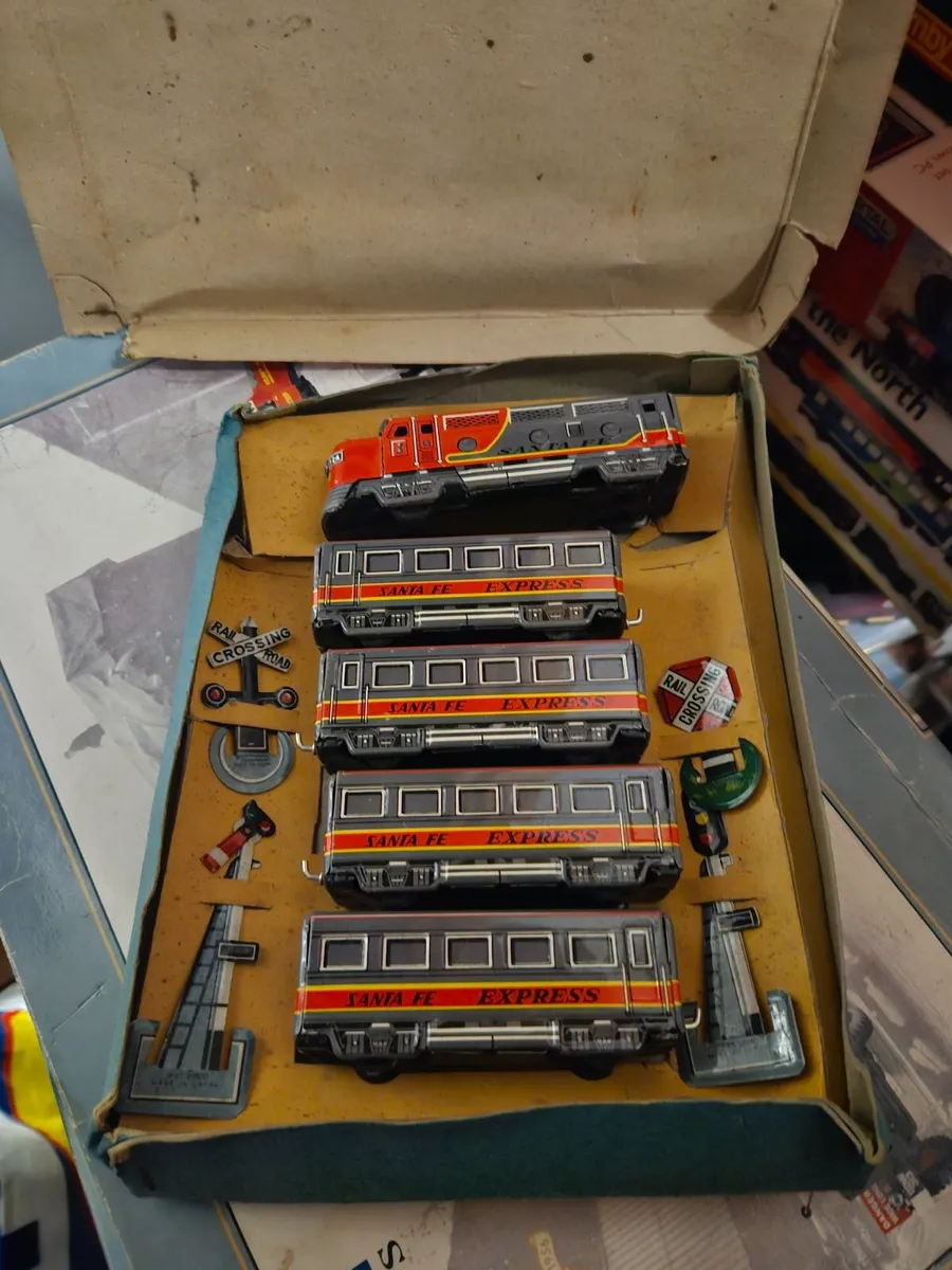 Vintage Retro Tinplate Haji Hornby Train Set - Image 1