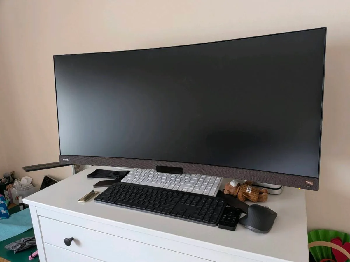 Benq Curved Ultrawide Monitor 38" - Image 2