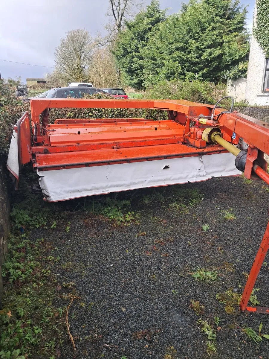 Kuhn FC300 Mower - Image 1
