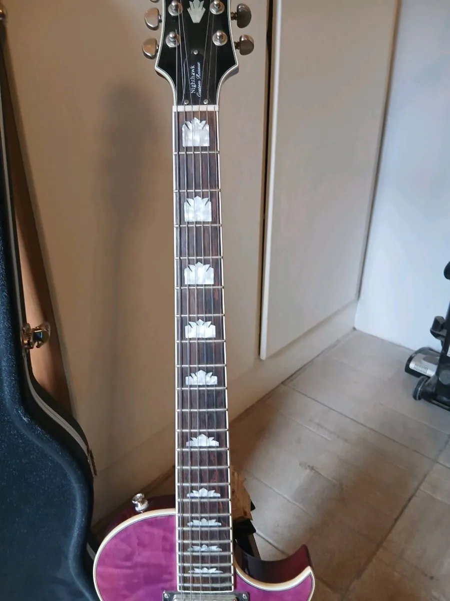 Epiphone Custom reissue Nighthawk, with hardcase - Image 1