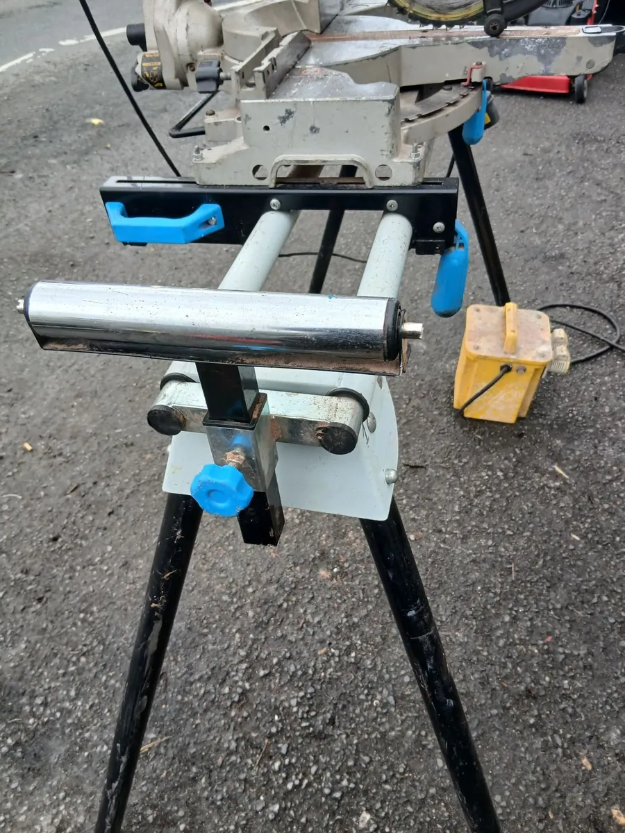 Dewalt 712Lk working 100-percent perfect - Image 3