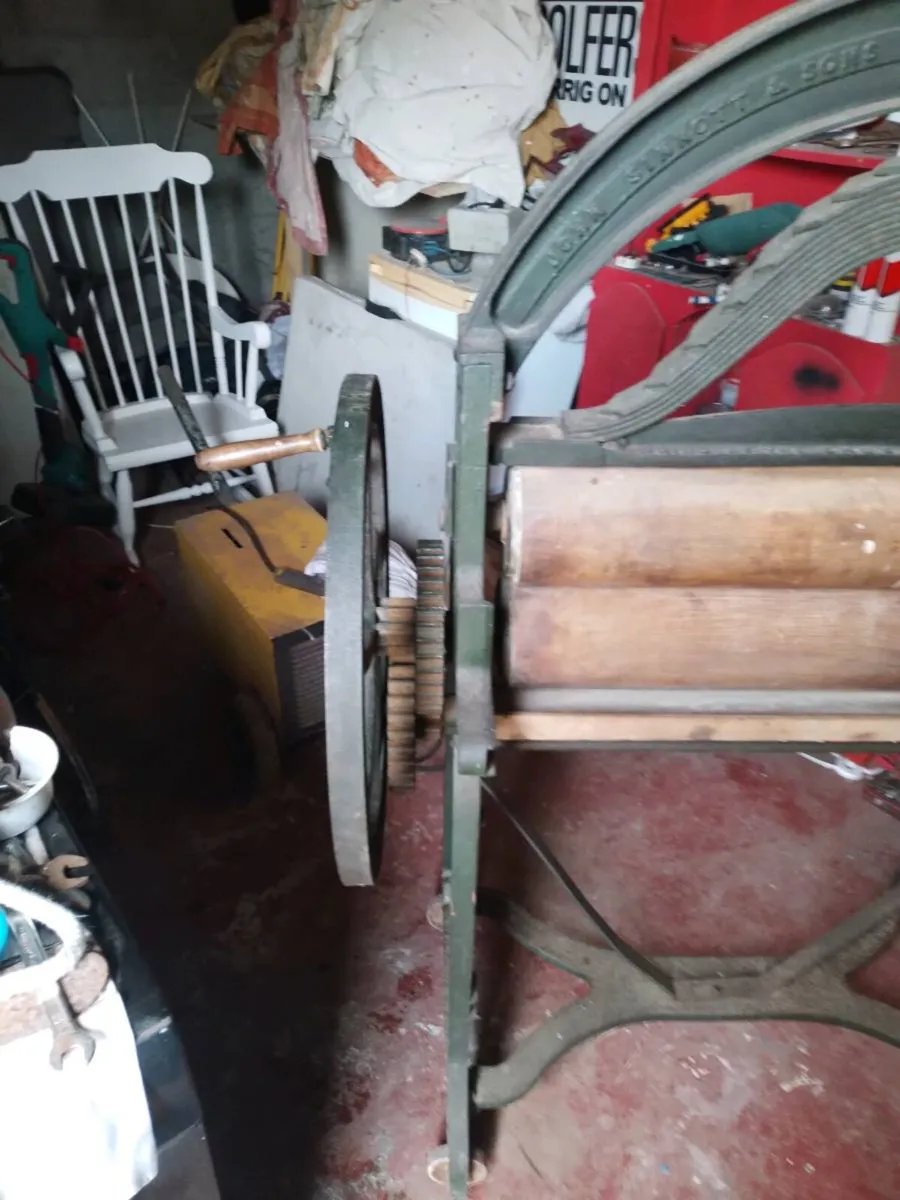 Clothes wringer - Image 3