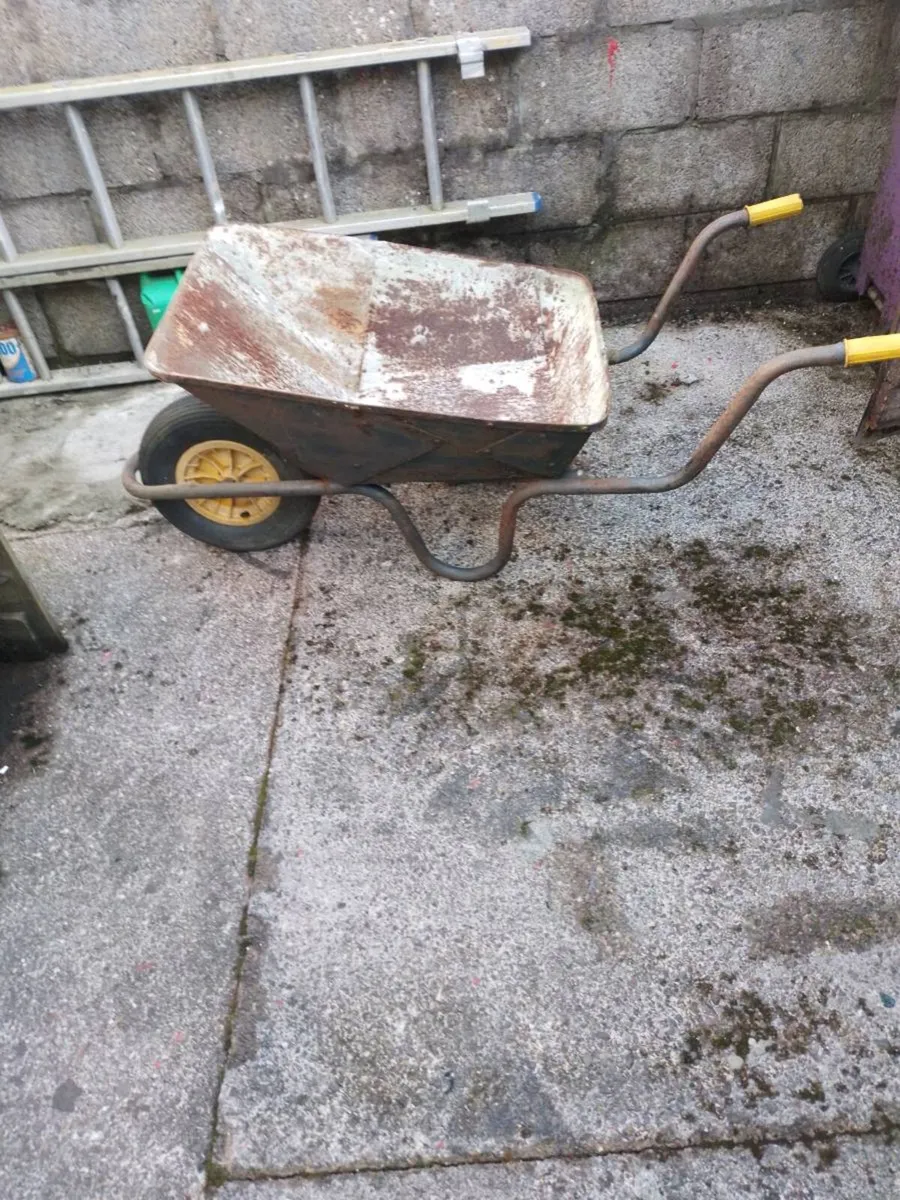 Wheel barrow - Image 2