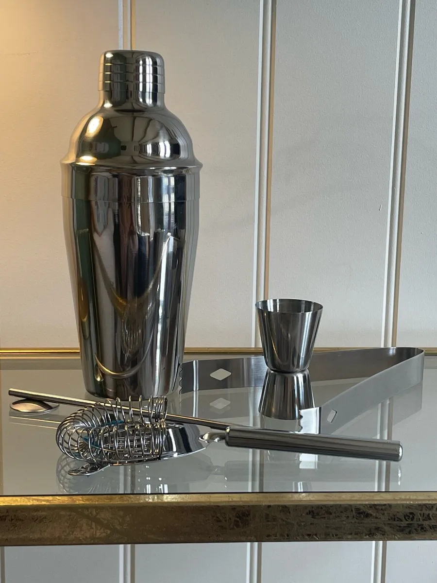 Cocktail Shaker Set - Image 1