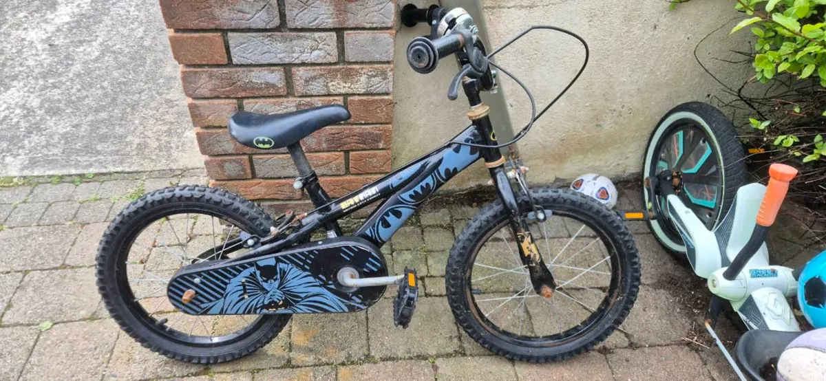 Children's bikes etc FREE TO TAKE AWAY - Image 1