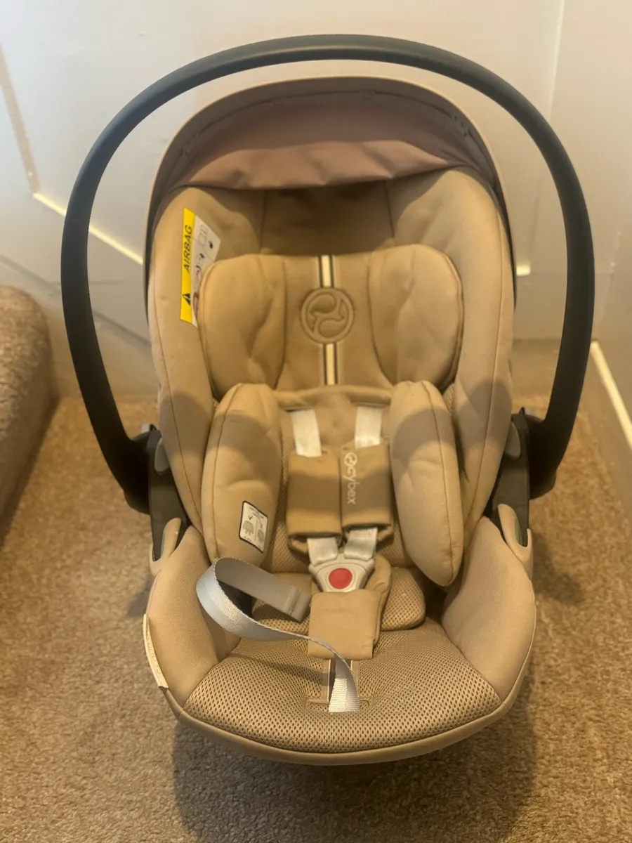 Cybex car seat - Image 3