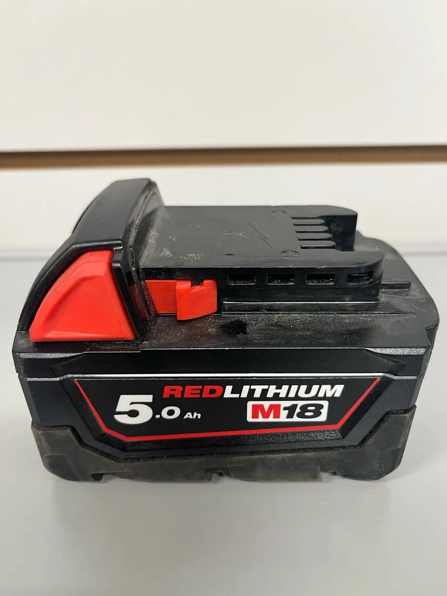Milwaukee M18 5AH Battery - Image 1