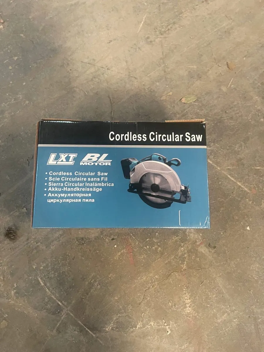 any 2 items €100 - Image 2