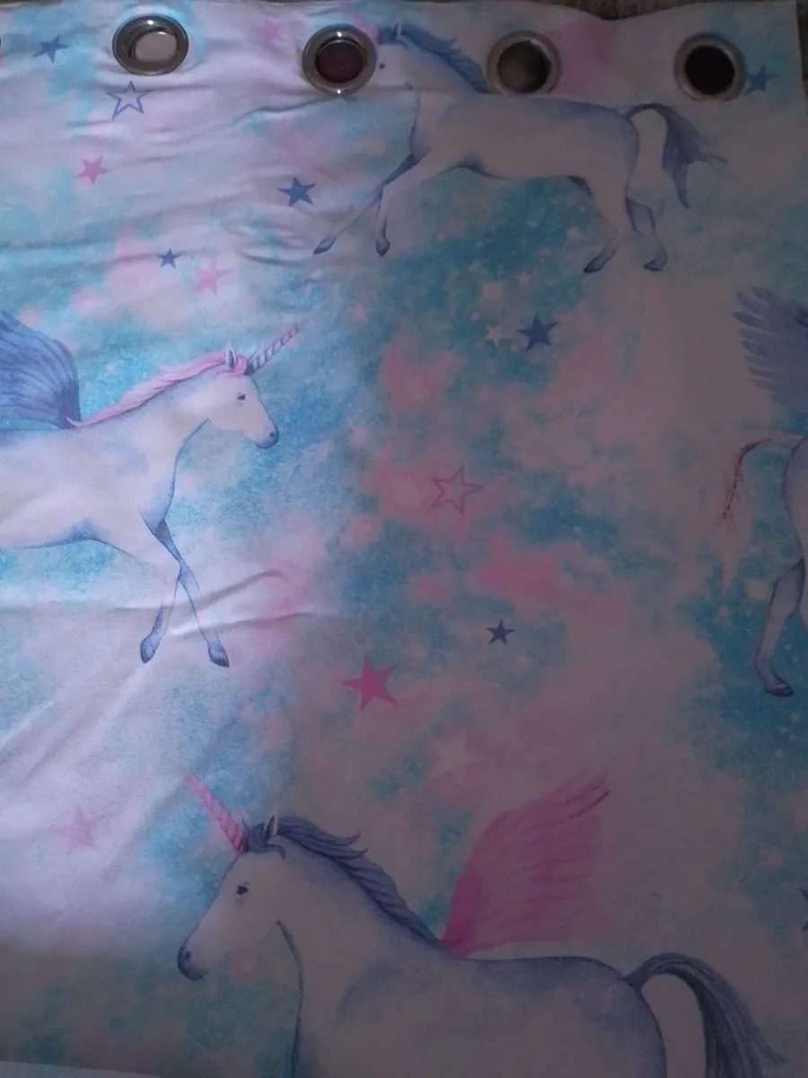 UNICORN THEME BLACK OUT THERMAL LINED CURTAINS. - Image 2