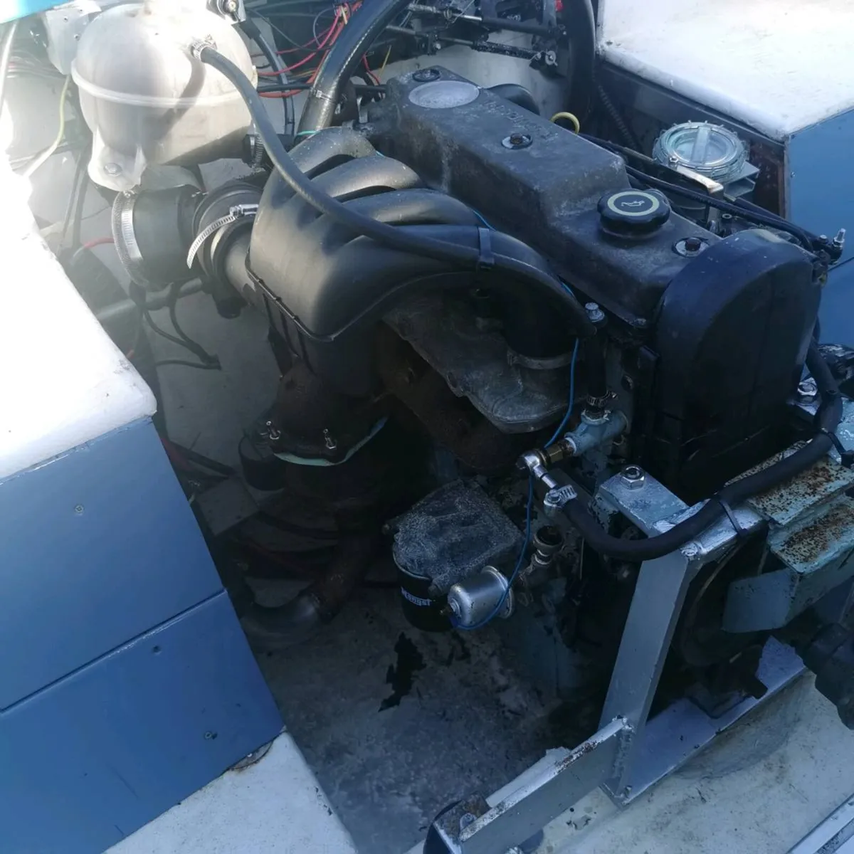 Fishing boat - Image 2