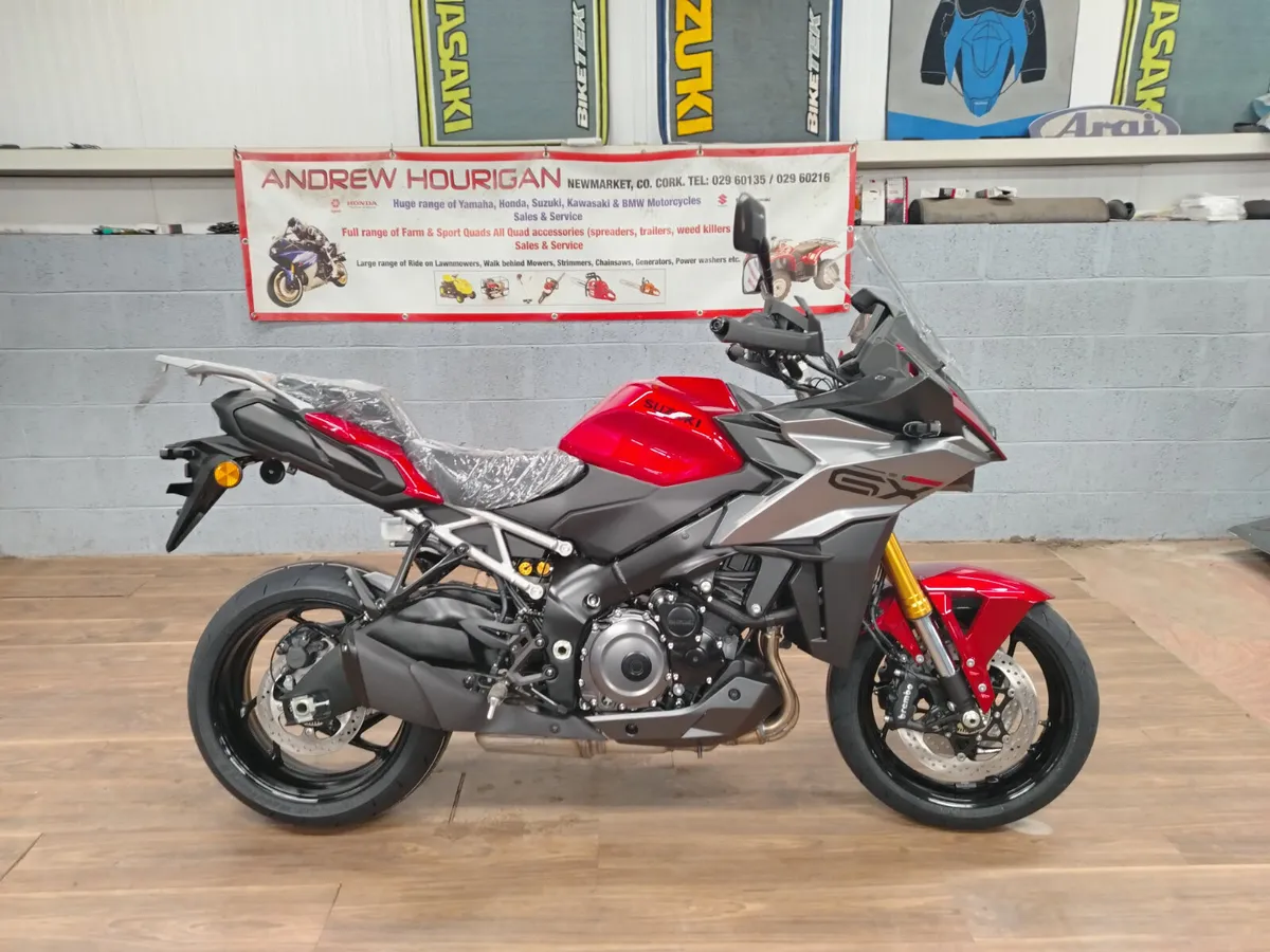 Suzuki GSXS 1000GX - Image 1