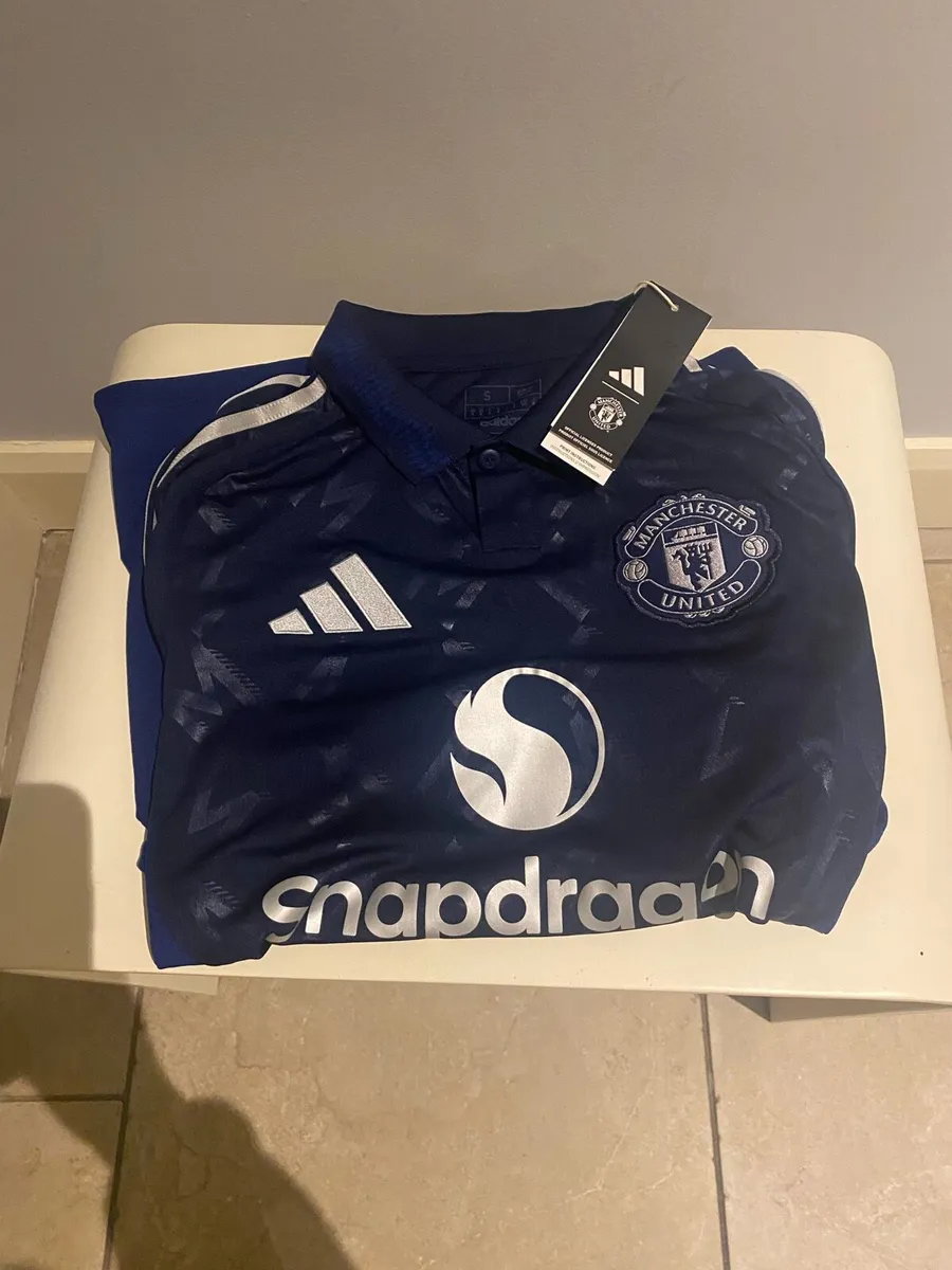 Man-united jersey - Image 1