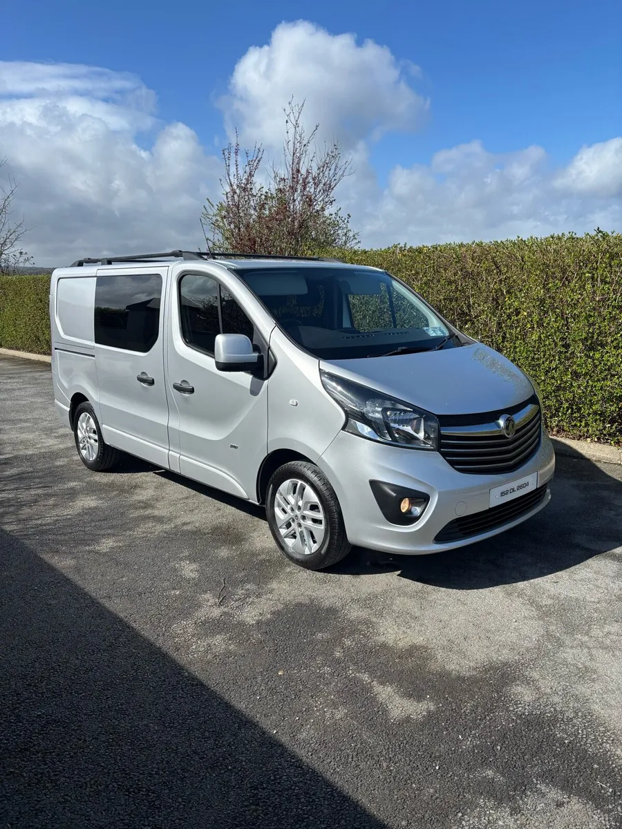 Vauxhall vivaro crewcab - Image 1