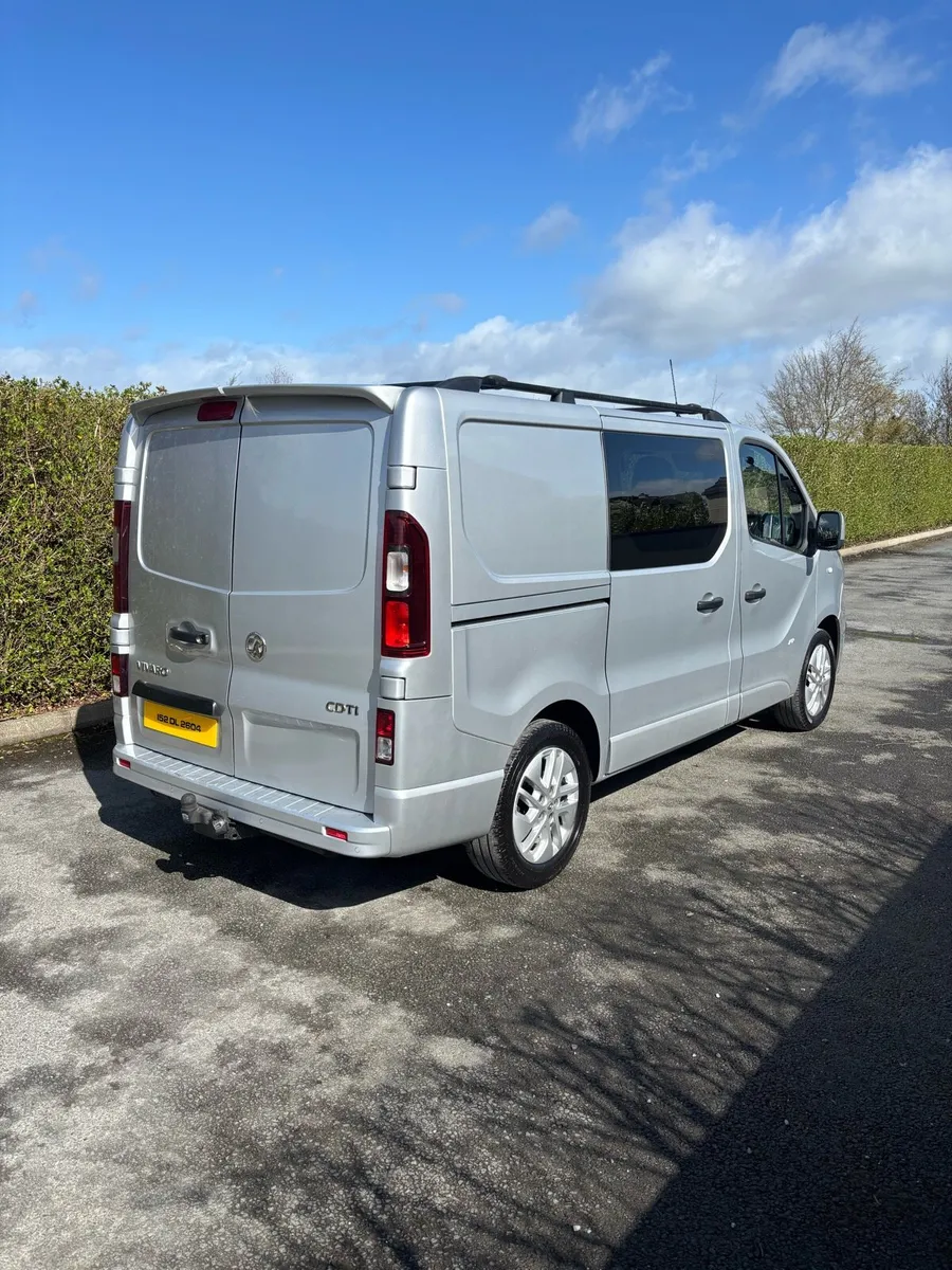Vauxhall vivaro crewcab - Image 2