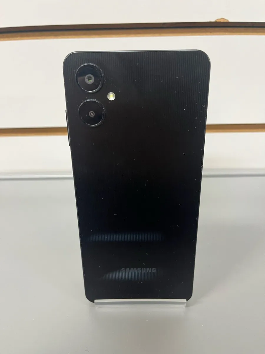 Samsung A06 5G Unlocked Boxed - Image 1