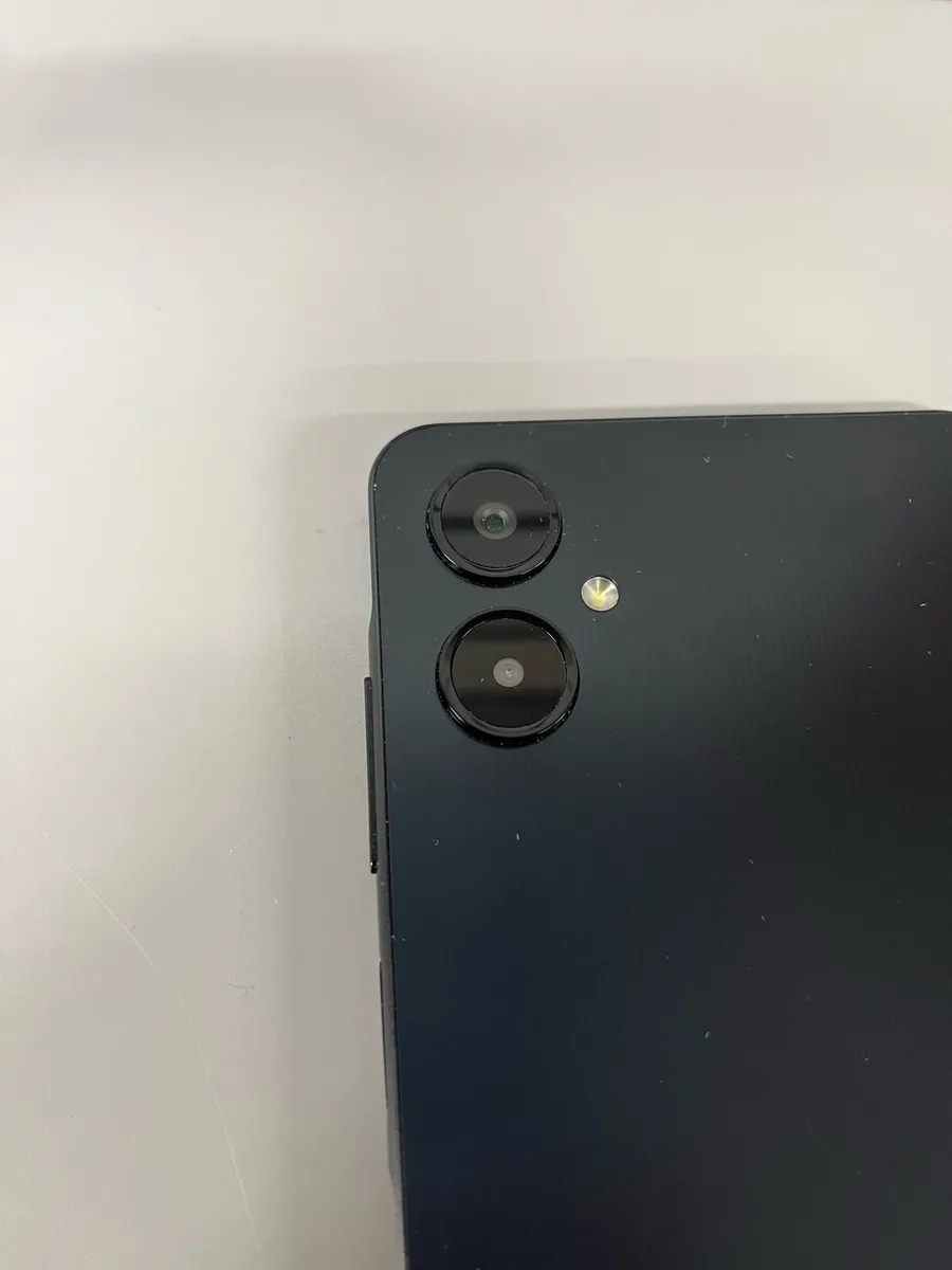 Samsung A06 5G Unlocked Boxed - Image 4