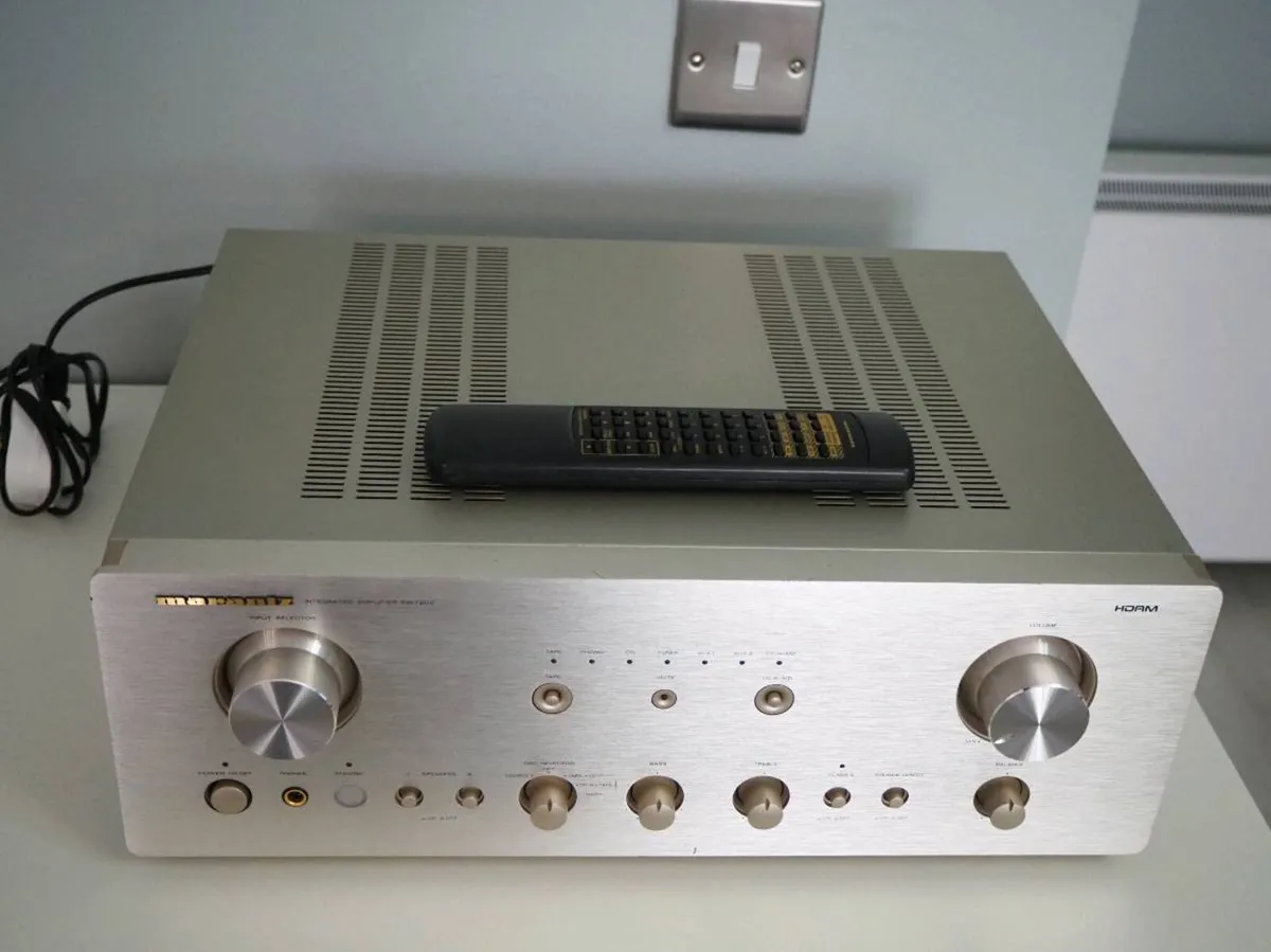 Marantz PM7200 Integrated Amplifier - Image 1