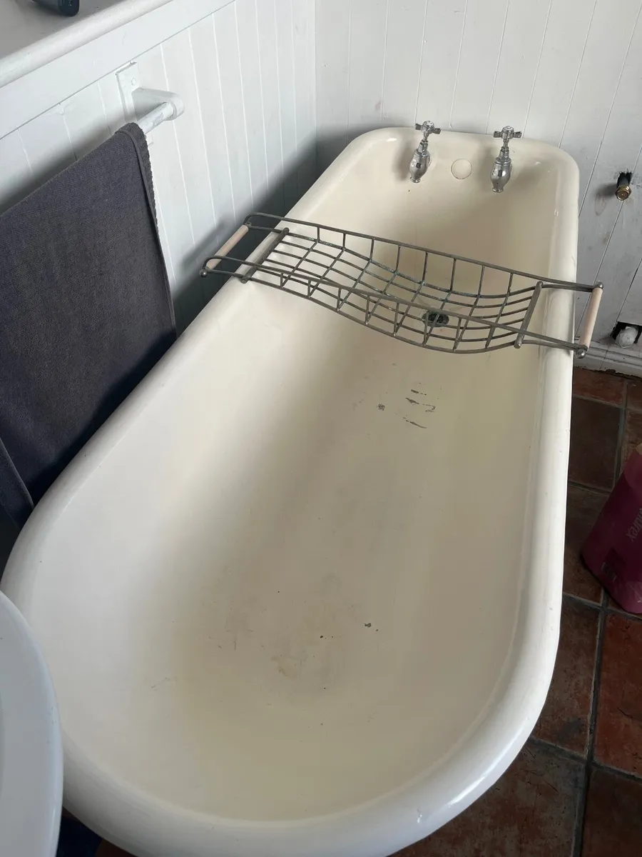 Cast Iron Bath - Image 2