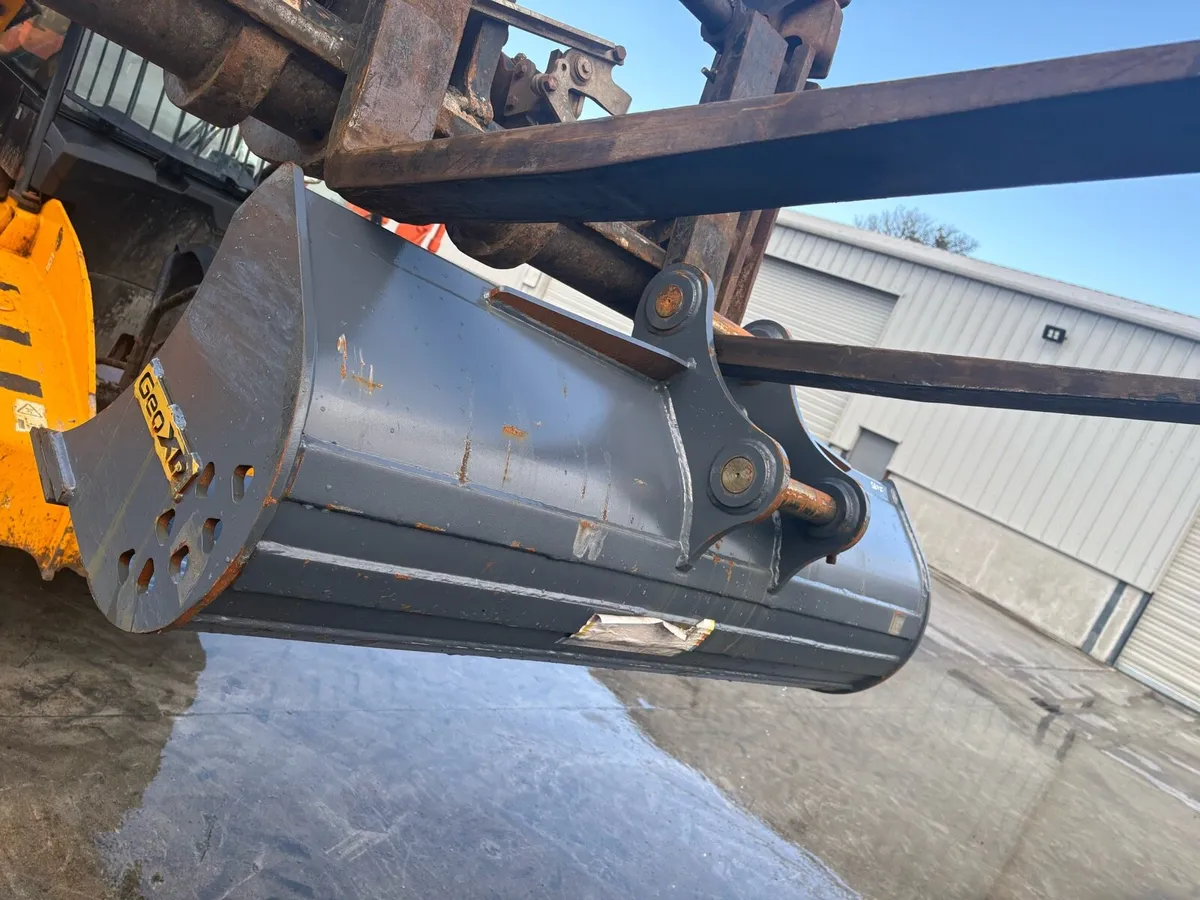 Grading bucket for 8 ton - Image 4