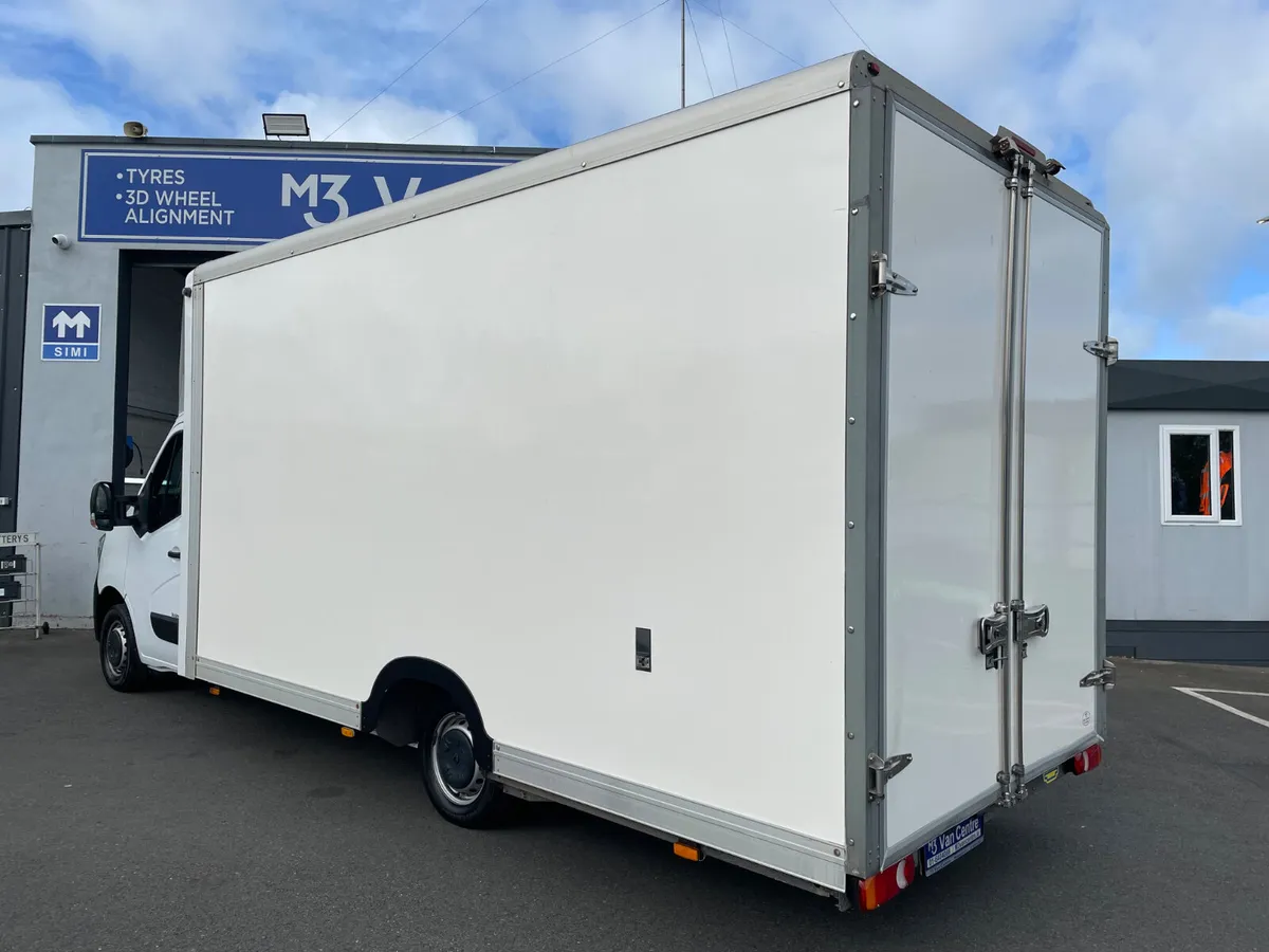 2023 RENAULT MASTER  BUSINESS LUTON Body LOW LOADE - Image 4