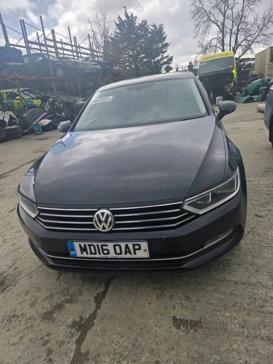 2016 volkswagen passat breaking - Image 1