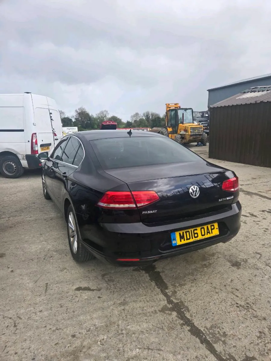 2016 volkswagen passat breaking - Image 2