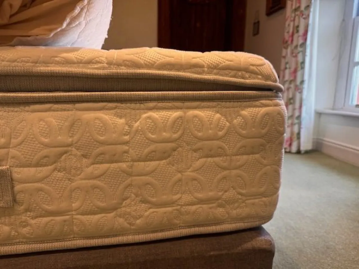 5 foot pocket sprung  Mattress - Image 2
