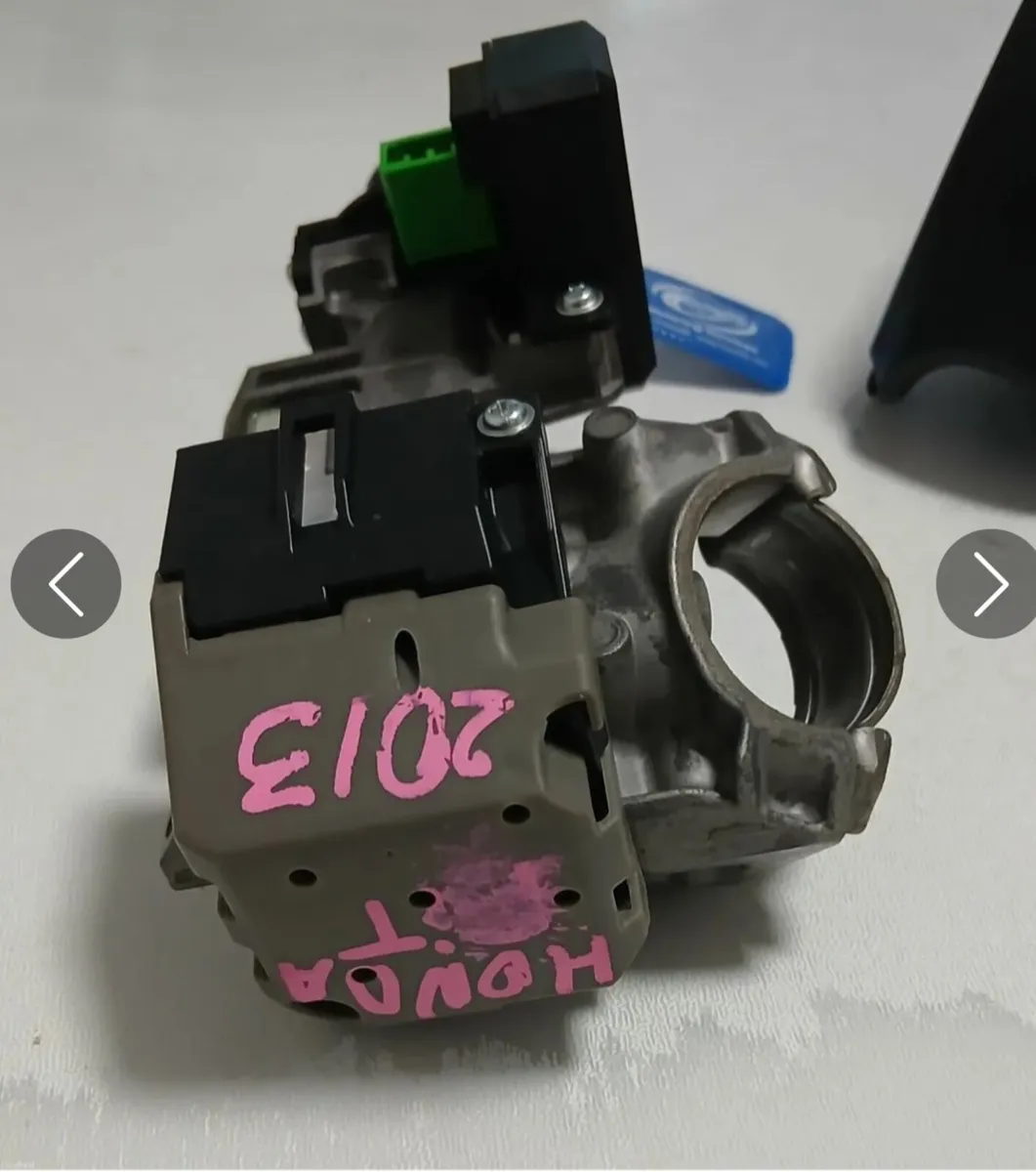 Steering Column Trim Panel together with Ignition - Image 2