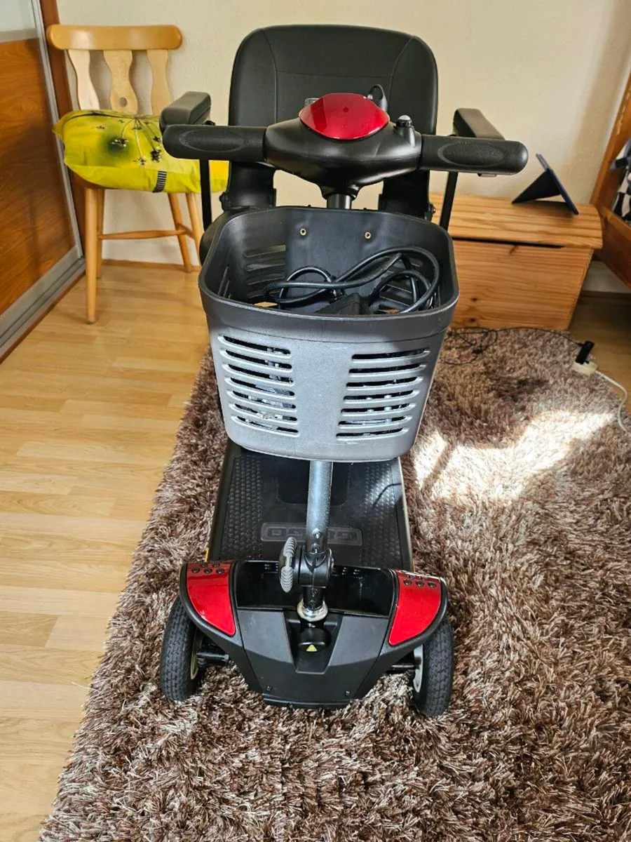 Go Go Elite Traveller Mobility Scooter - Image 2