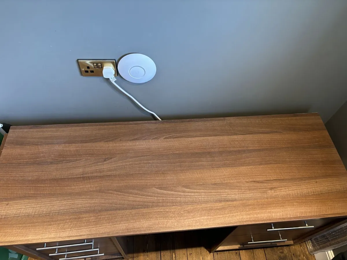 Office desk - Image 2