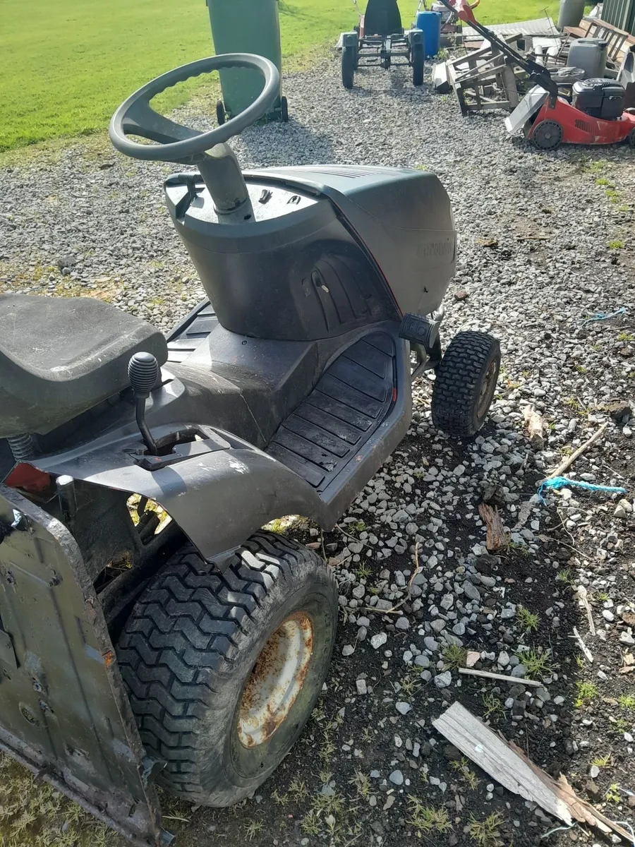Ride on Lawnmower for parts or repair - Image 4