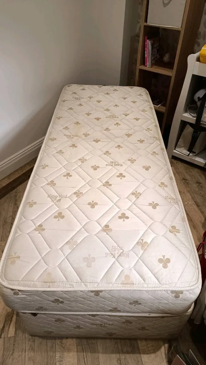 Single matress and divan - Image 2