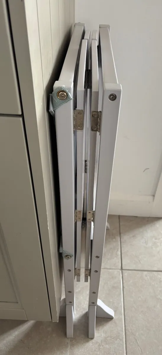 Toddler Kitchen Step - Image 3