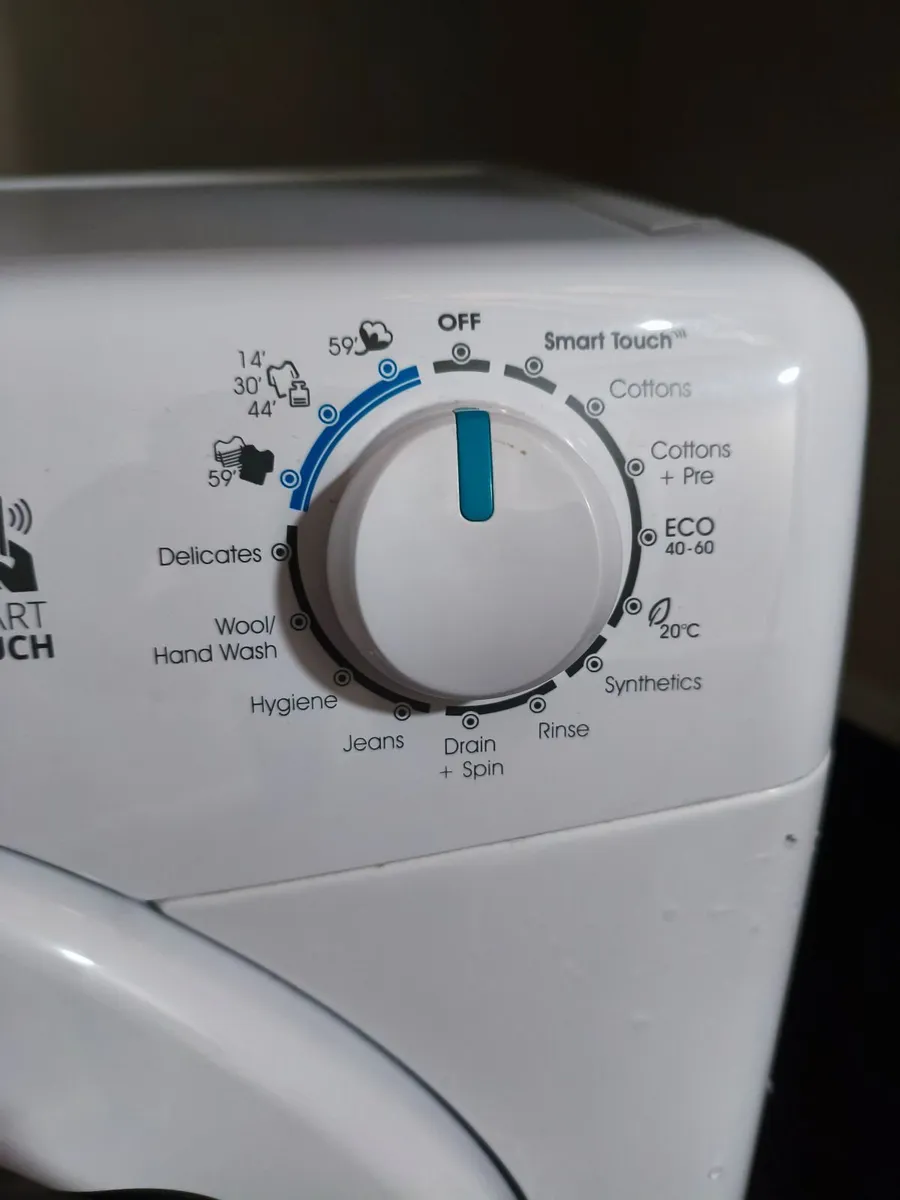 Washing machine 8kg fully working - Image 1