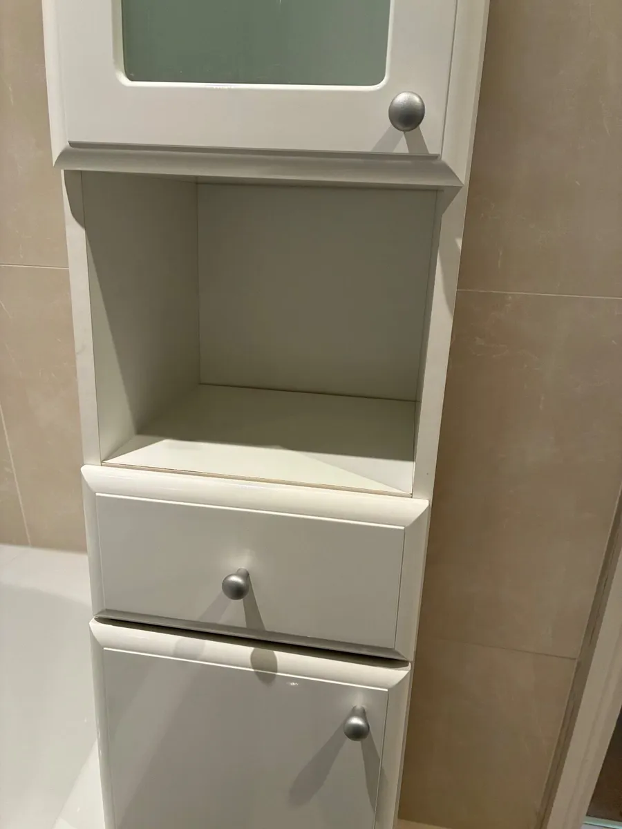 Bathroom cabinet for sale - Dun Laoghaire - Image 3