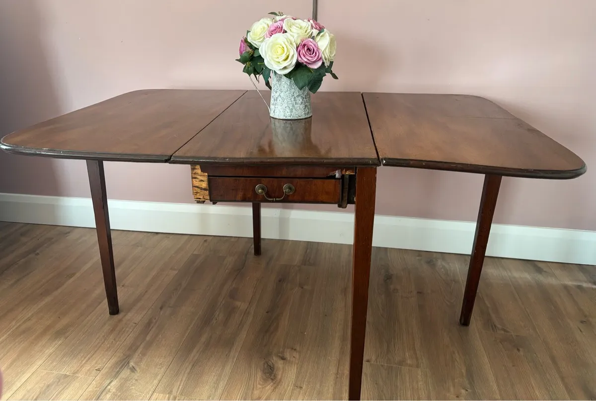 Antique Georgian Solid Mahogany Drop Leaf Table - Image 4