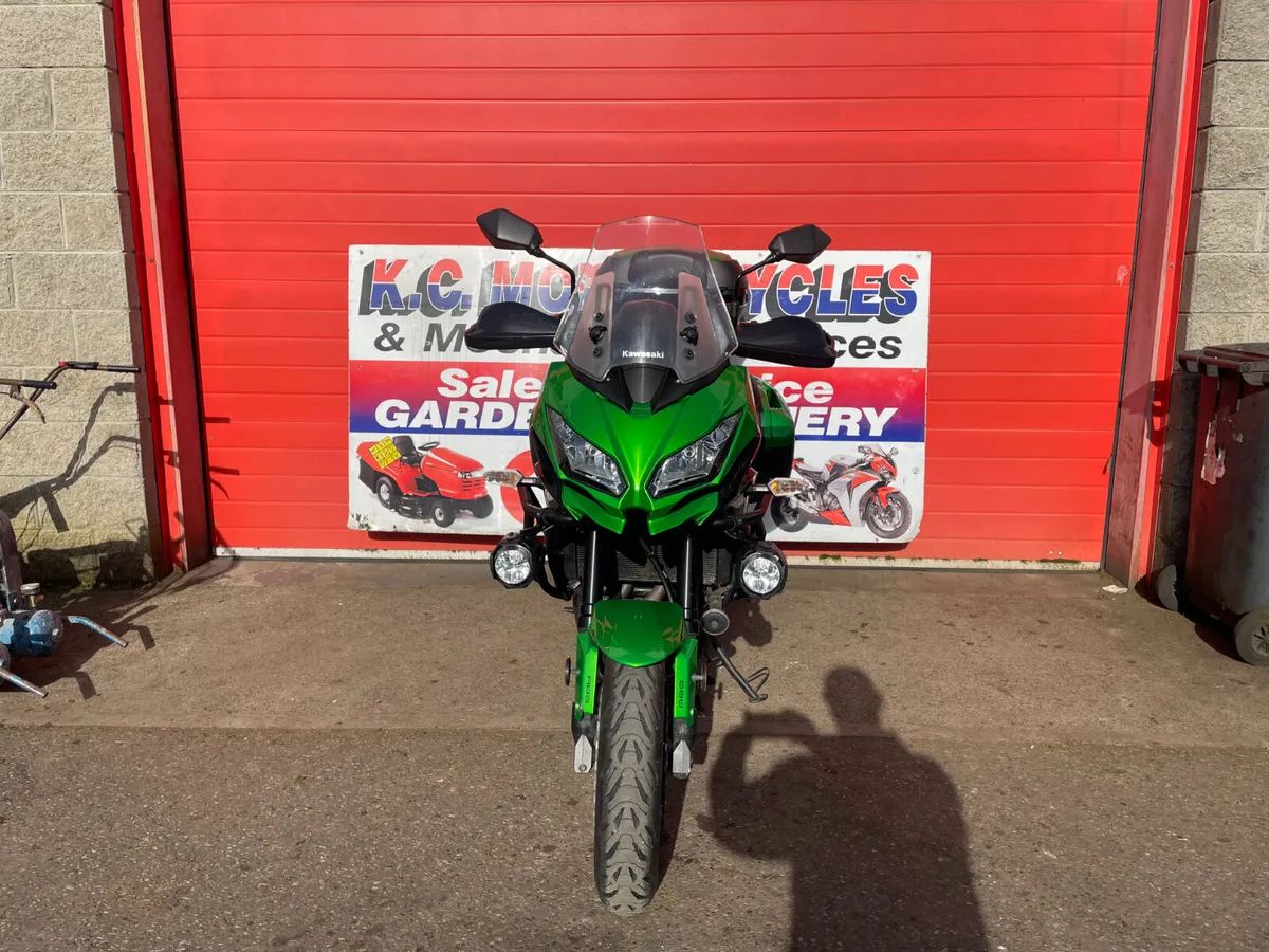 Kawasaki Versys 650 GT - Image 3