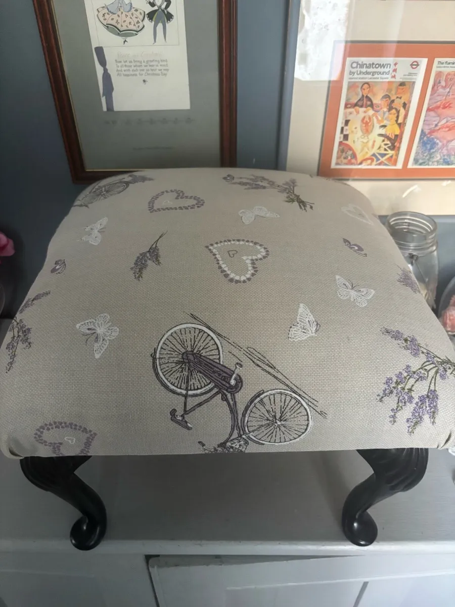 Beautiful Footstool New material - Image 1