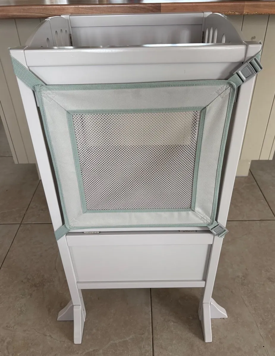 Toddler Kitchen Step - Image 1